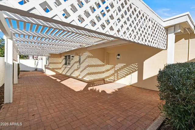 $399,900 | 133 East Campo Bello Drive, Phoenix, AZ 85022