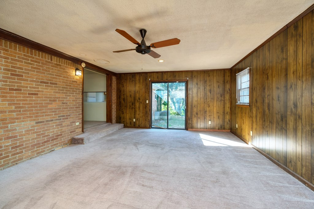 5611 Longview Road Sumter, SC 29154 - Photo 3 of 30