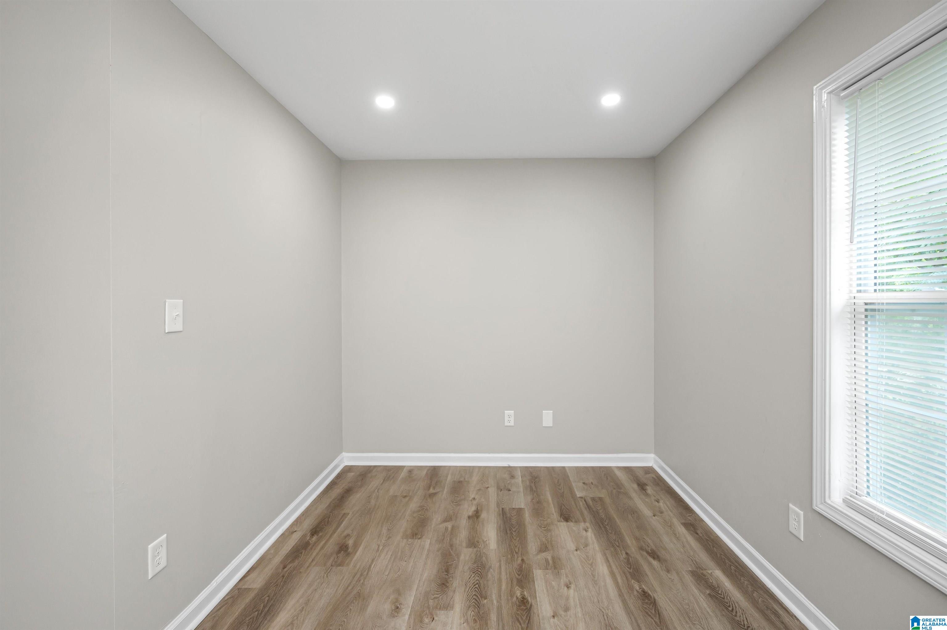 208 6th Street Docena, AL 35060 - Photo 7 of 24