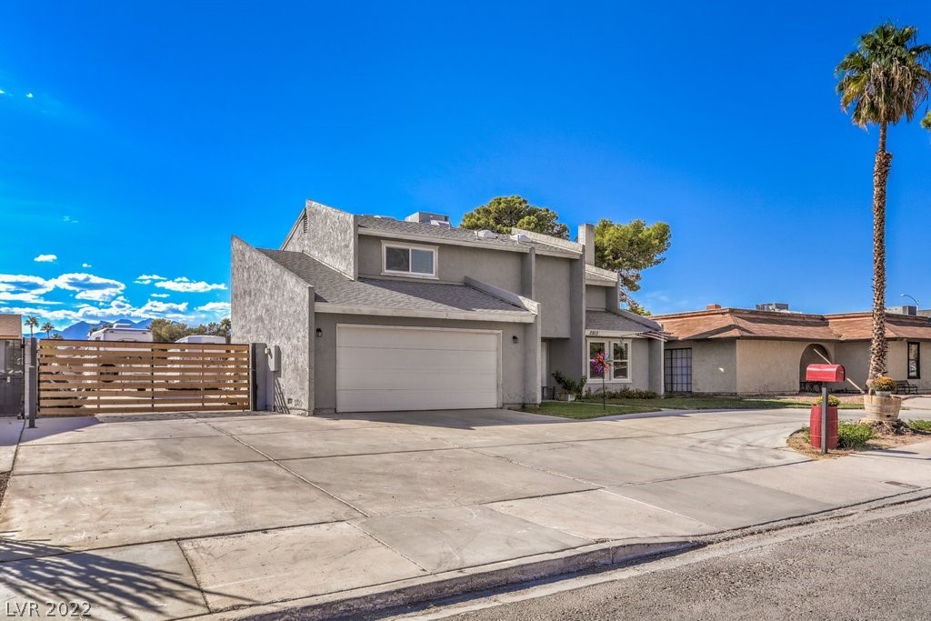 2913 Michael Way Las Vegas, NV 89108 - Photo 2 of 39