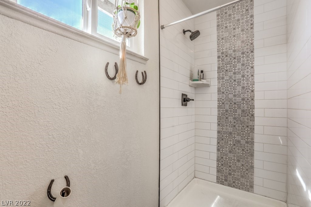 2913 Michael Way Las Vegas, NV 89108 - Photo 21 of 39