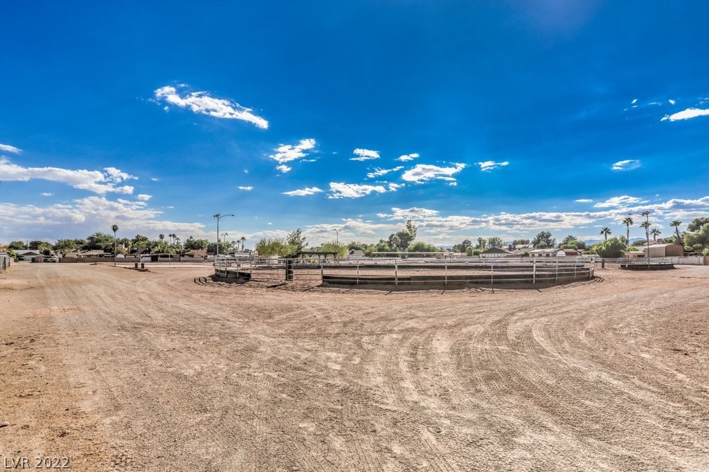 2913 Michael Way Las Vegas, NV 89108 - Photo 33 of 39