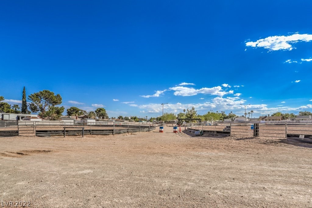 2913 Michael Way Las Vegas, NV 89108 - Photo 35 of 39