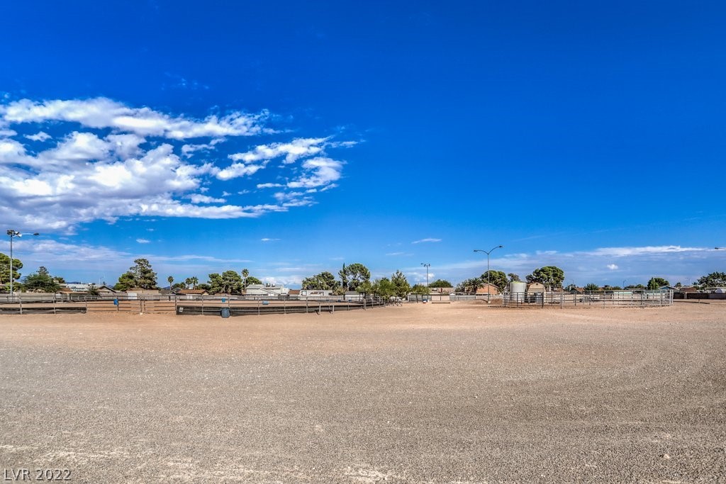 2913 Michael Way Las Vegas, NV 89108 - Photo 36 of 39