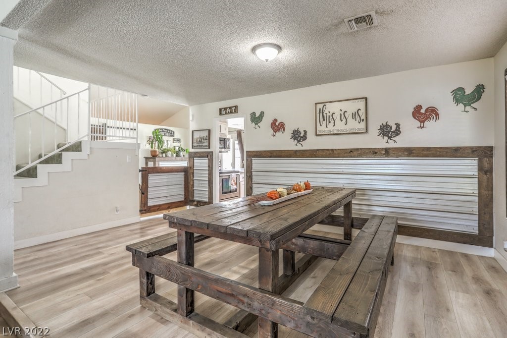 2913 Michael Way Las Vegas, NV 89108 - Photo 6 of 39