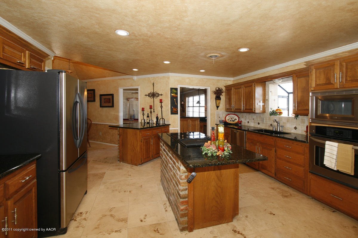 46 Helium Road Amarillo, TX 79124 - Photo 5 of 24 kitchen