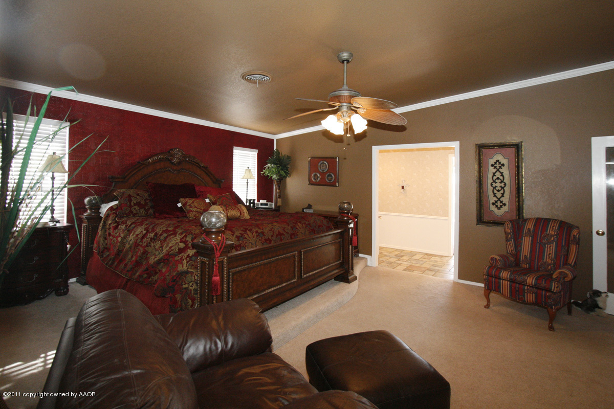 46 Helium Road Amarillo, TX 79124 - Photo 7 of 24 master bedroom