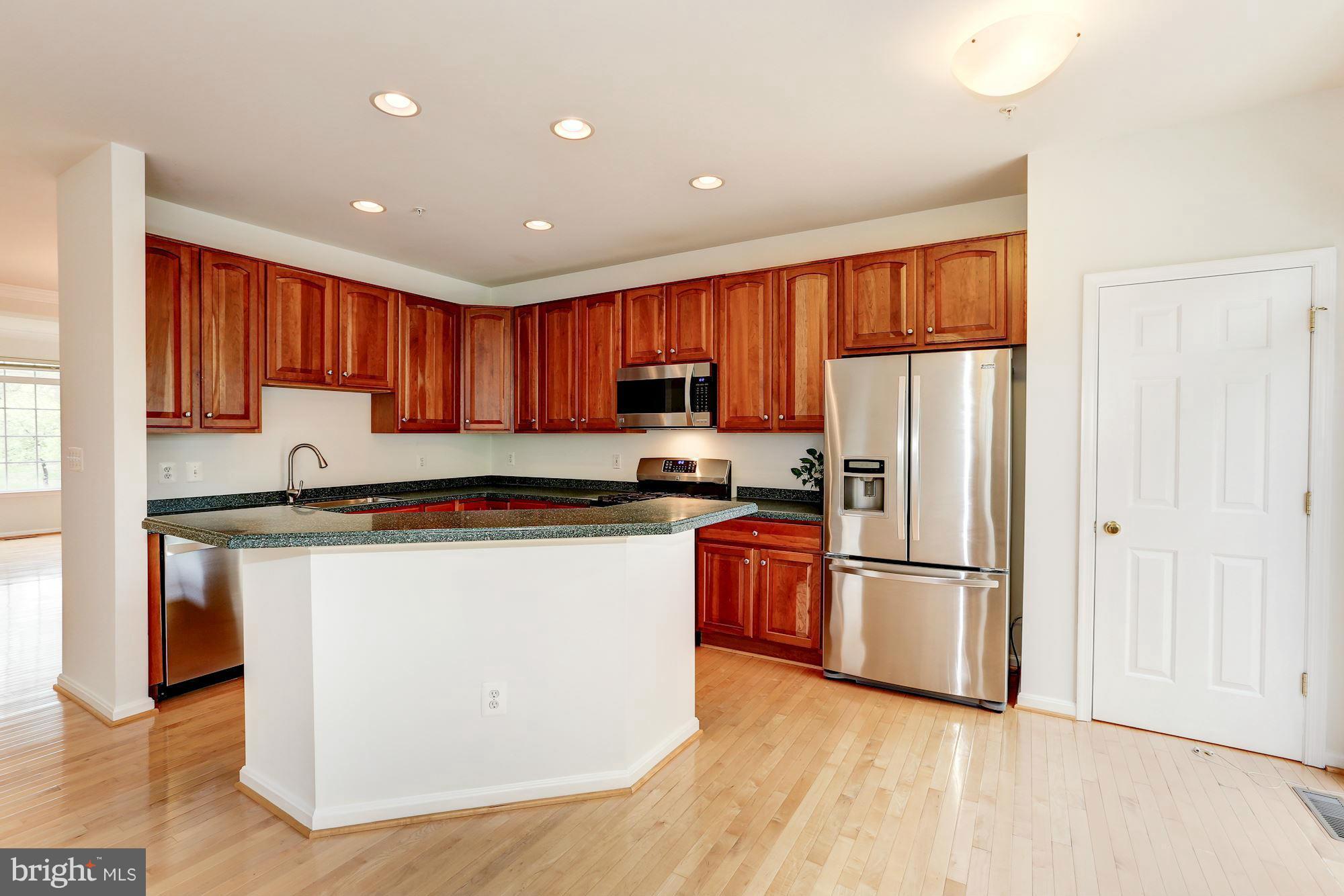 13033 Middlebrook Road Germantown, MD 20874 - Photo 7 of 23 Kitchen