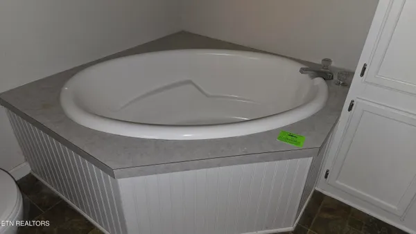 $187,700 | 922 Poplar Street, Alcoa, TN 37701