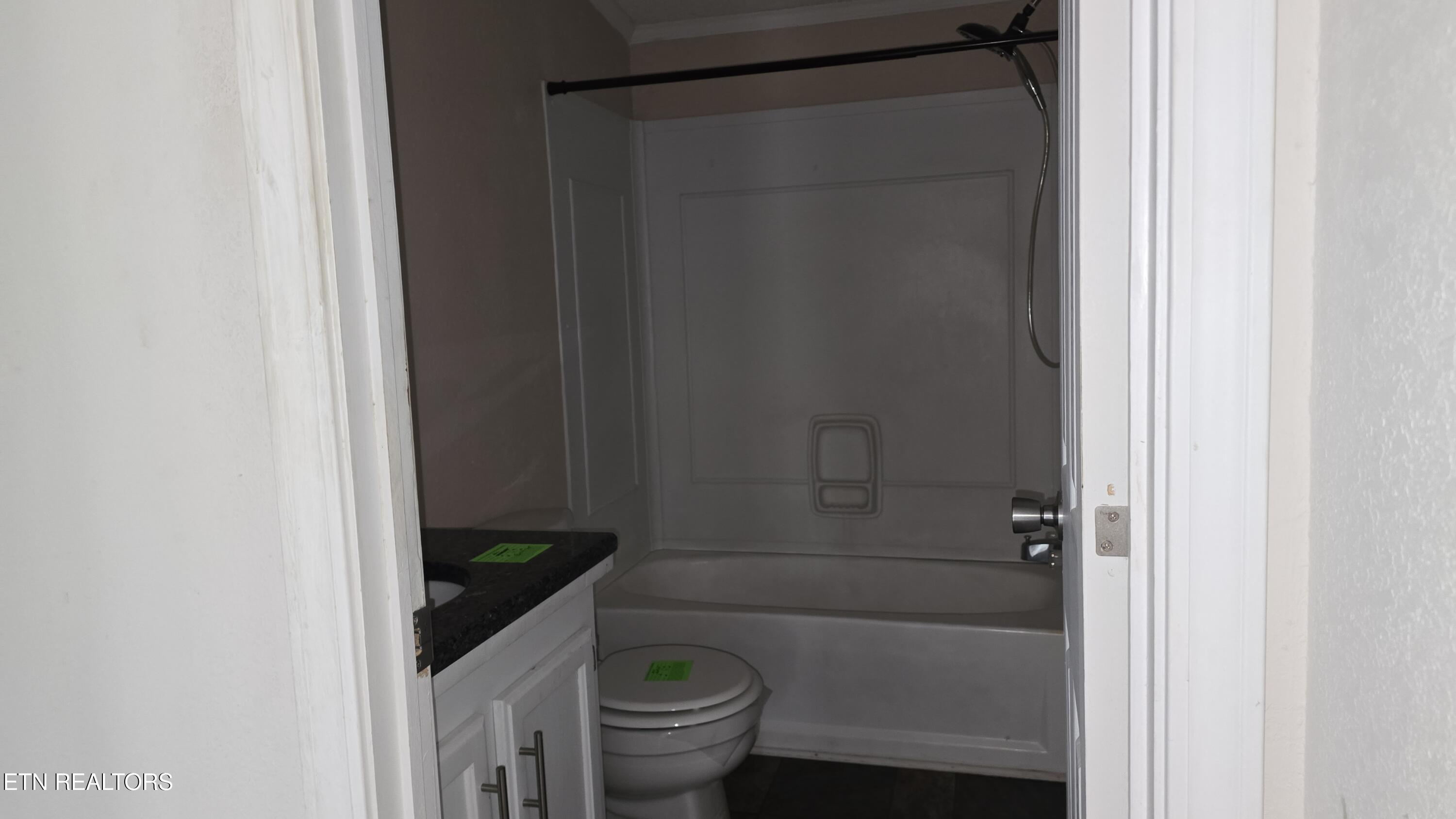 922 Poplar Street Alcoa, TN 37701 - Photo 15 of 24 20251218_121930