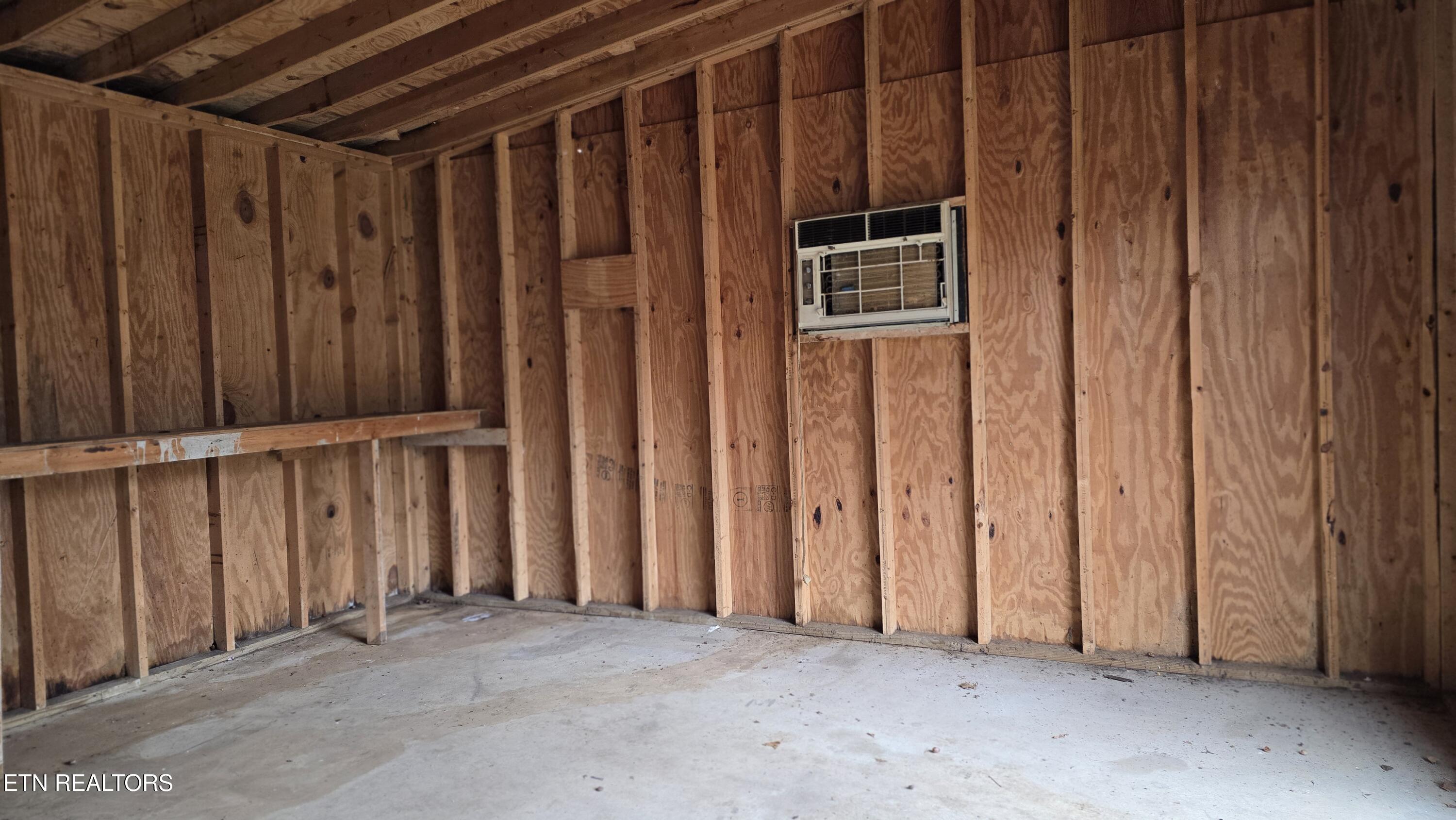 922 Poplar Street Alcoa, TN 37701 - Photo 24 of 24 20251218_122246