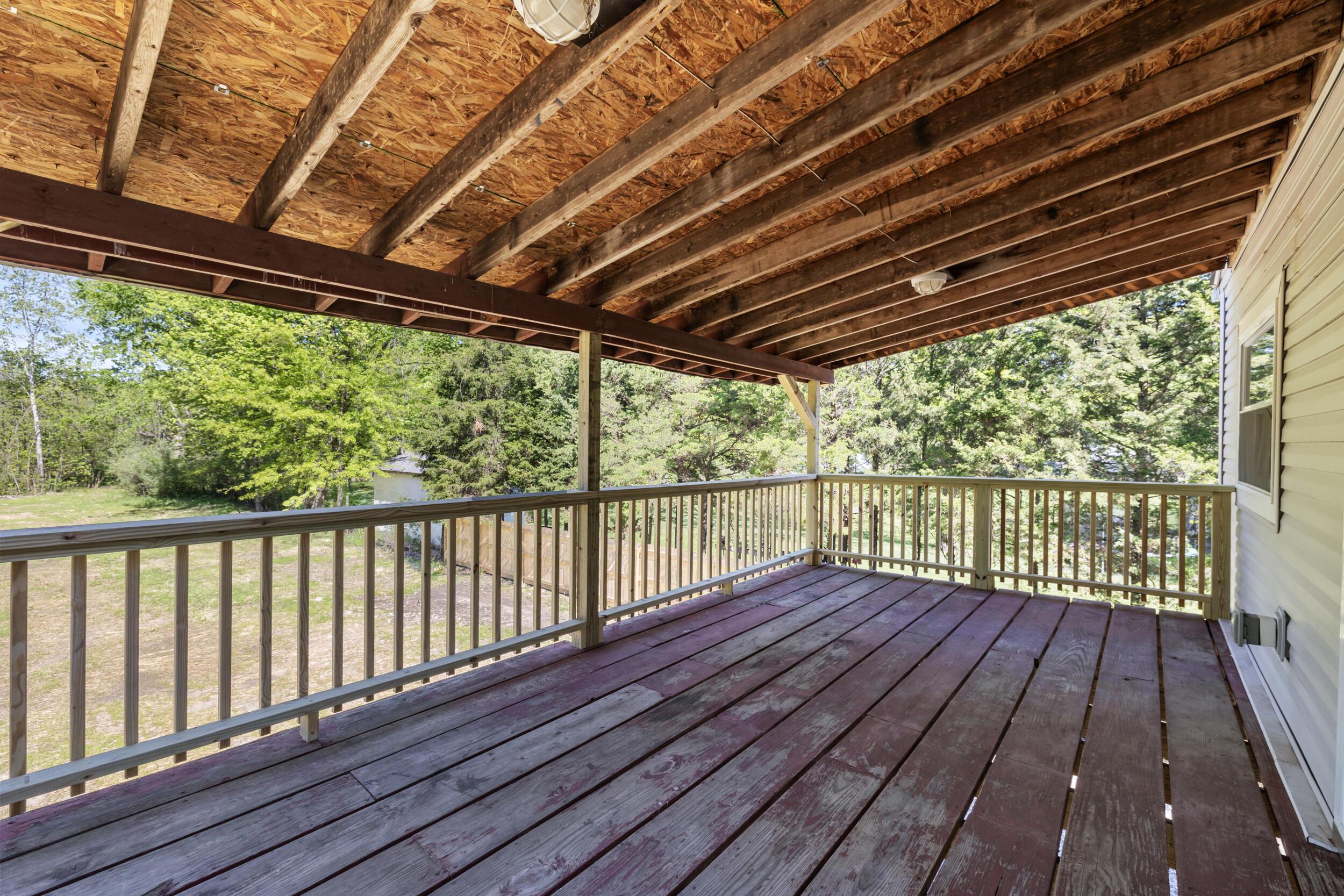 282 Merritt Road Southwest Pataskala, OH 43062 - Photo 27 of 30 Deck off owner’s suite