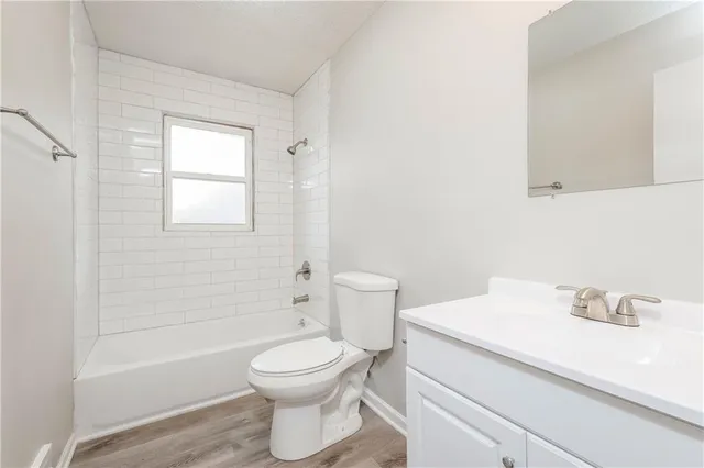 $1,875 | 9817 West 56th Terrace, Shawnee, KS 66203