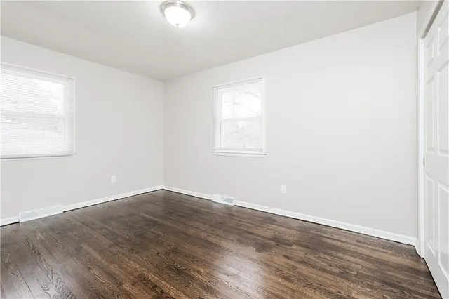 $1,875 | 9817 West 56th Terrace, Shawnee, KS 66203