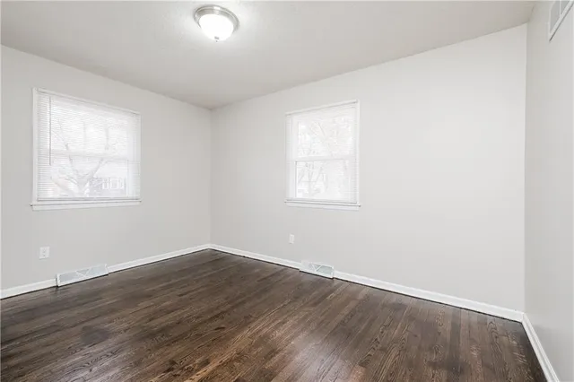 $1,875 | 9817 West 56th Terrace, Shawnee, KS 66203