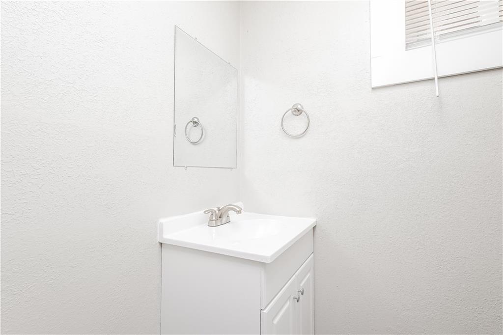 9817 West 56th Terrace Shawnee, KS 66203 - Photo 16 of 18