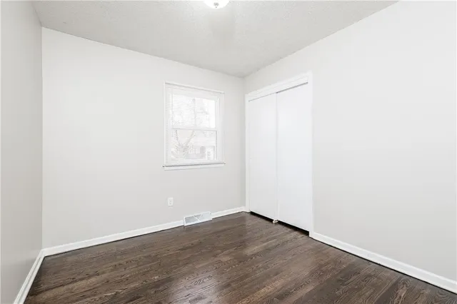 $1,875 | 9817 West 56th Terrace, Shawnee, KS 66203