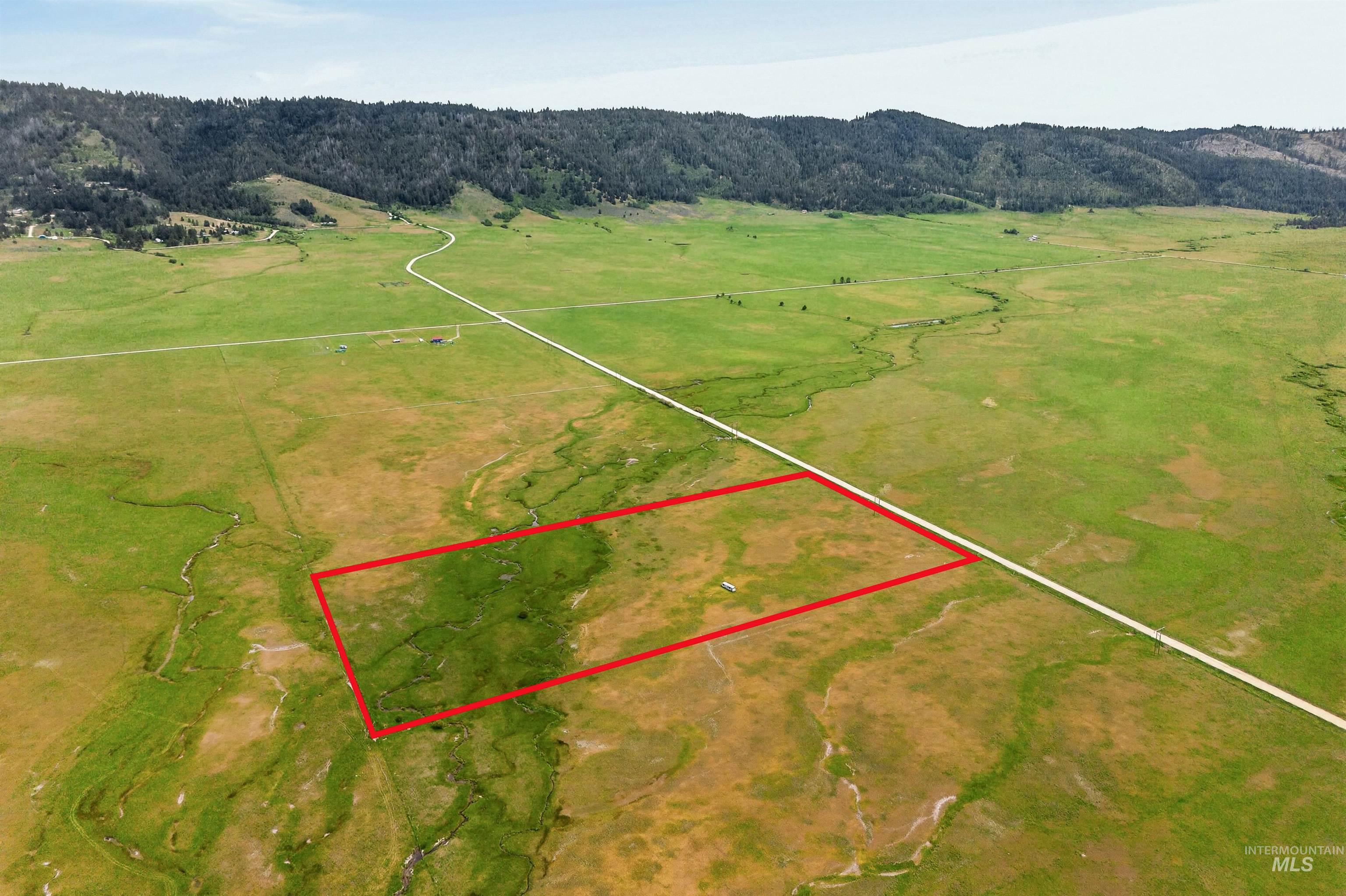 17 Gray Lane Cascade, ID 83611 - Photo 14 of 18