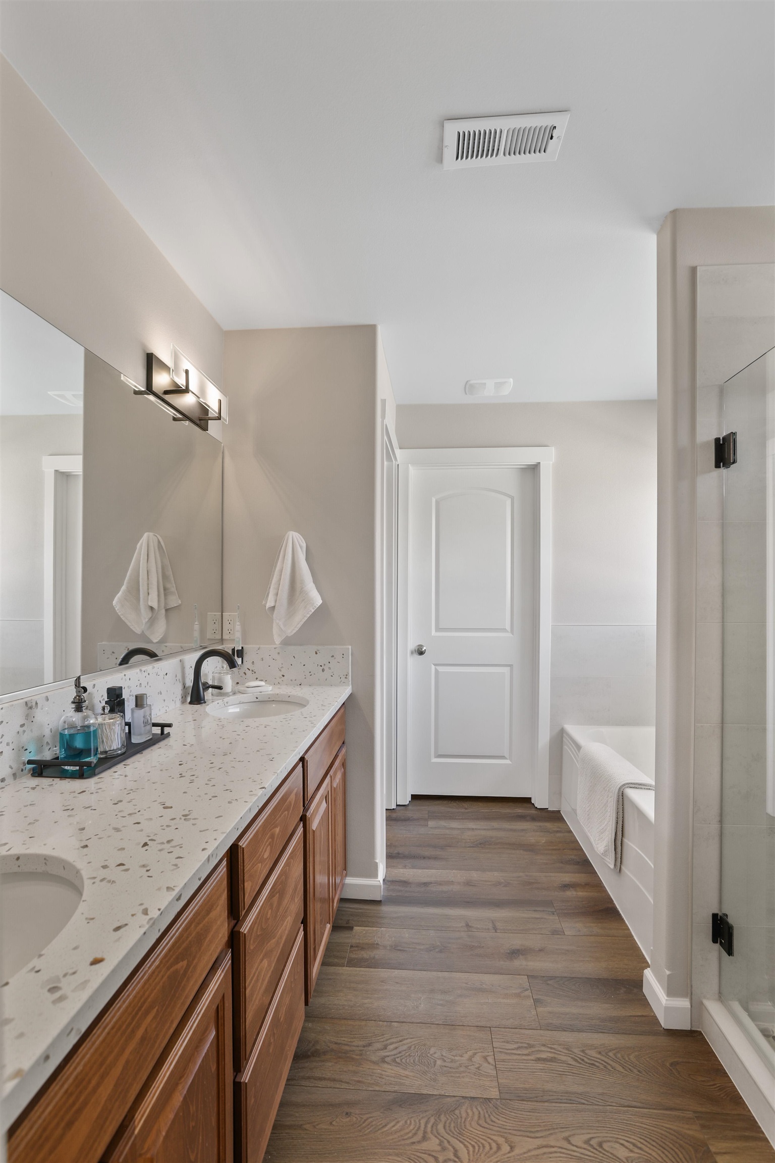 4213 South Cook Street Spokane, WA 99223 - Photo 11 of 39