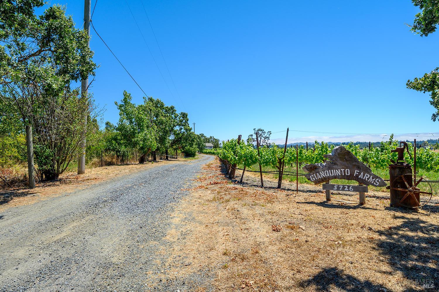5726 Hall Road Santa Rosa, CA 95401 - Photo 22 of 27