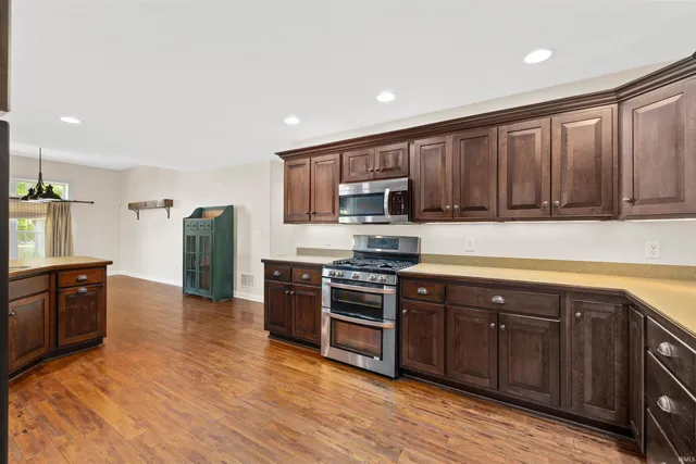 $454,900 | 3330 Kellygreen Drive, Angola, IN 46703