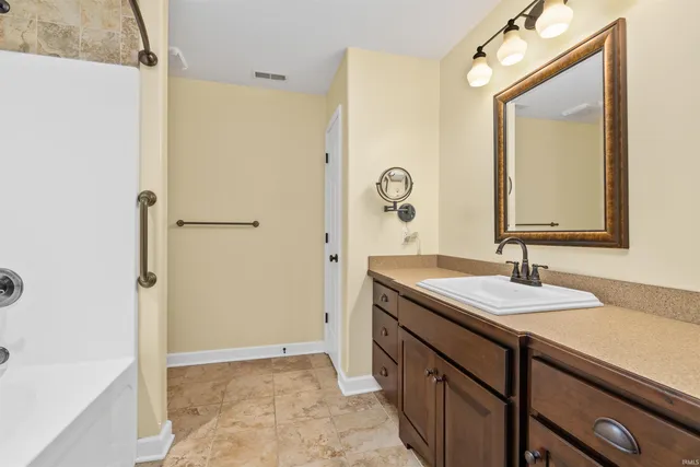 $454,900 | 3330 Kellygreen Drive, Angola, IN 46703