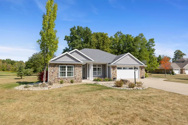 $454,900 | 3330 Kellygreen Drive, Angola, IN 46703