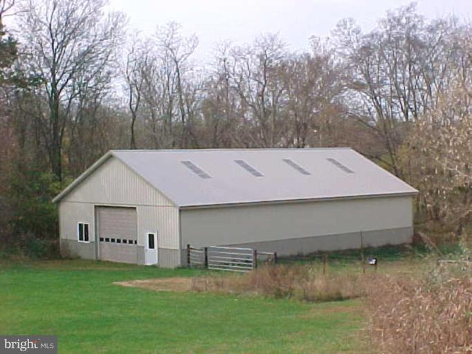16223 Shaffer Road Sharpsburg, MD 21782 - Photo 4 of 20 Barn