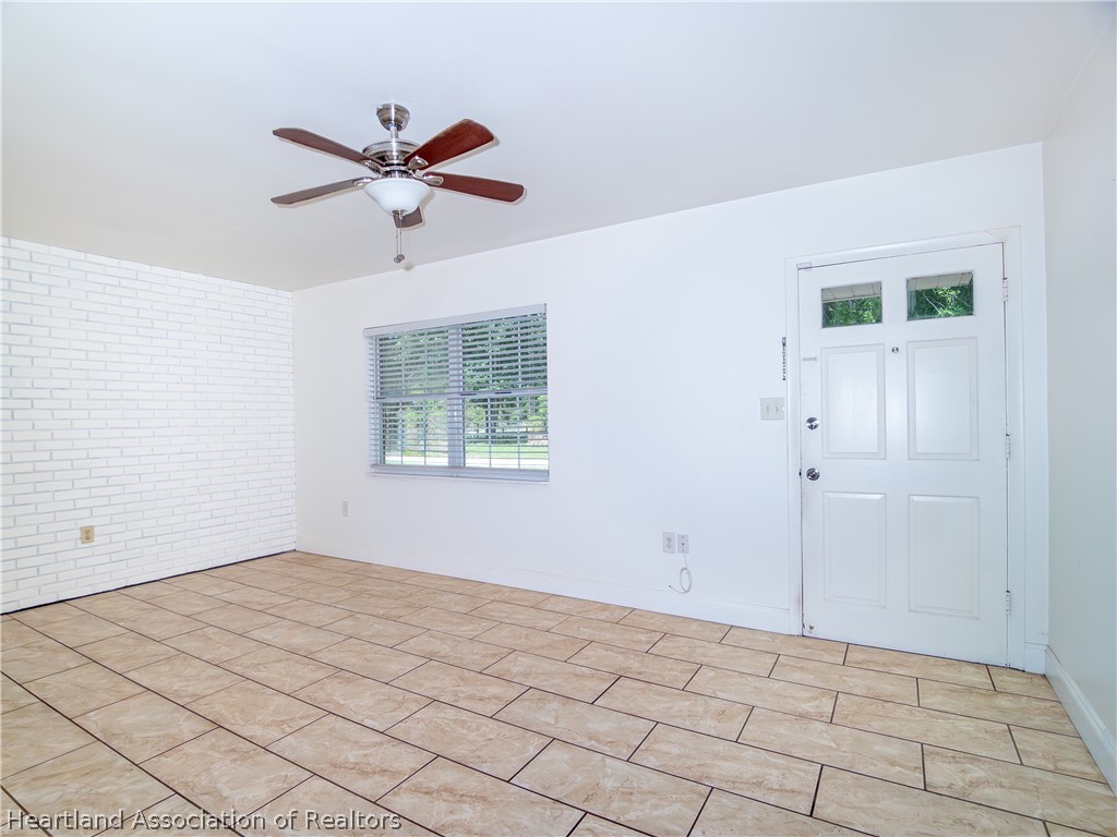 6041 Arbuckle Creek Road Sebring, FL 33870 - Photo 10 of 49