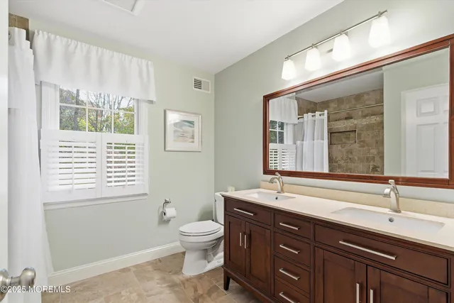 $1,495,000 | 83 Green Meadow Boulevard, Middletown, NJ 07748