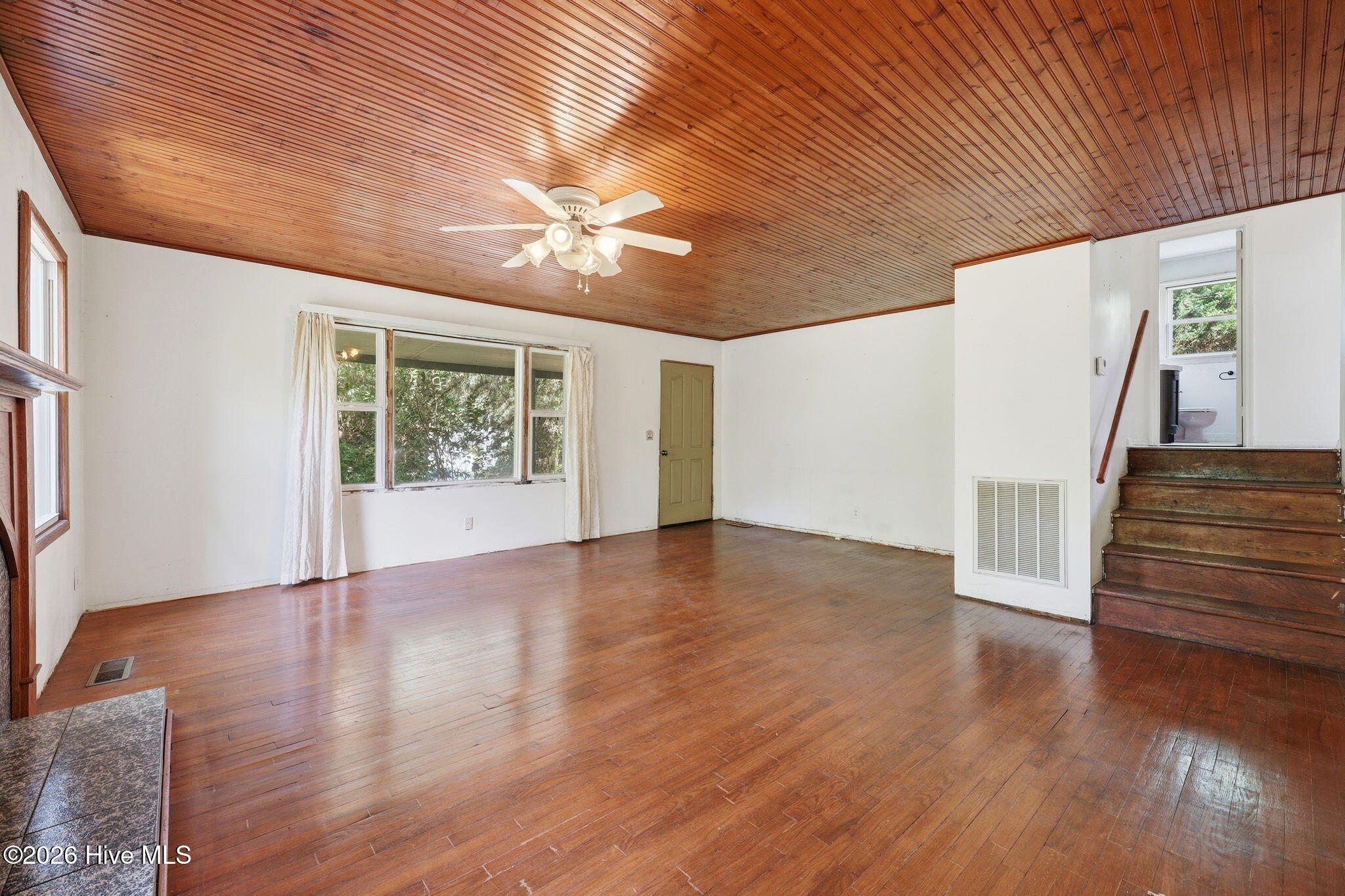 632 East Ocean Road Holly Ridge, NC 28445 - Photo 5 of 49