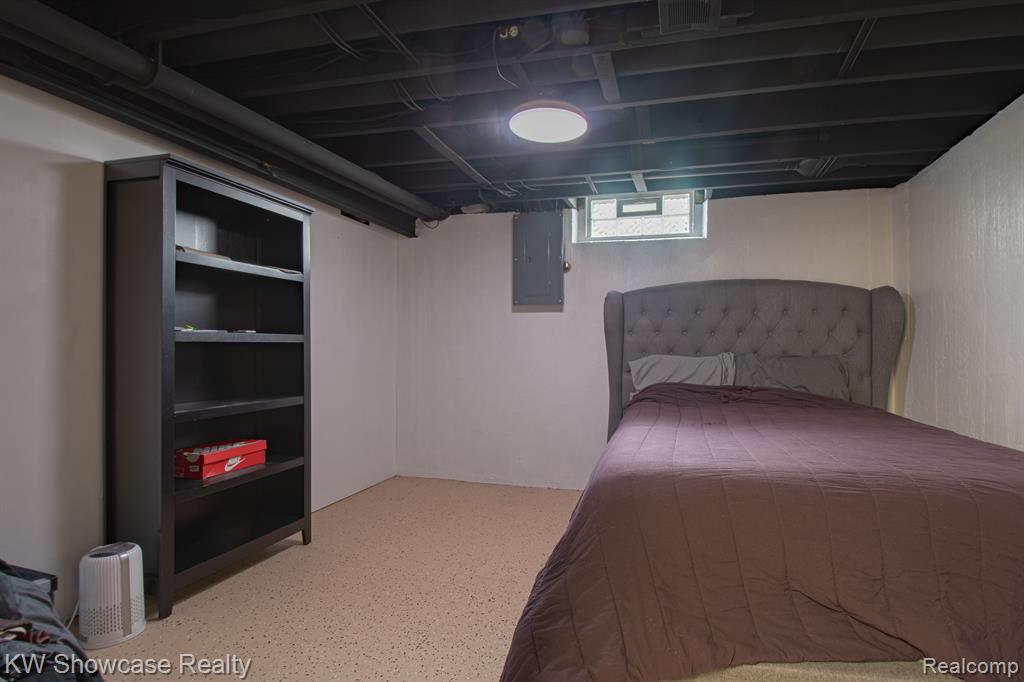 6989 Hatchery Road Waterford, MI 48327 - Photo 20 of 24 Gallery Image 20