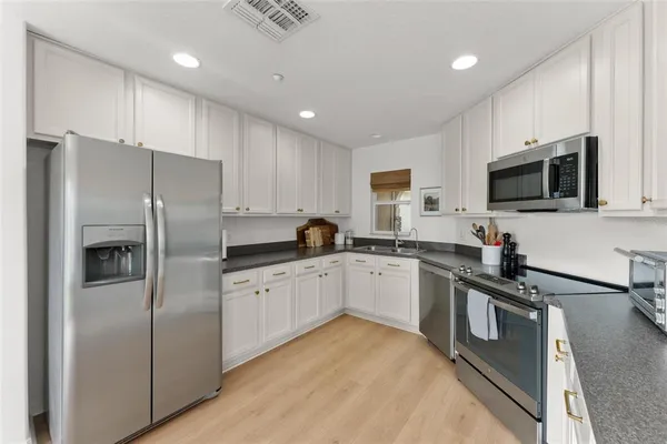 $359,900 | 13705 Golden Russet Drive, Winter Garden, FL 34787