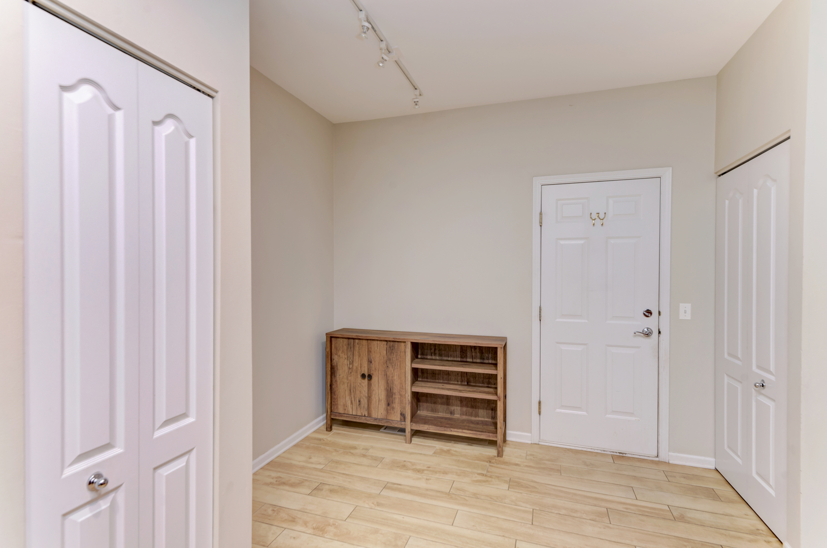 378 Ridge Road North Aurora, IL 60542 - Photo 19 of 38 Gallery Image 19