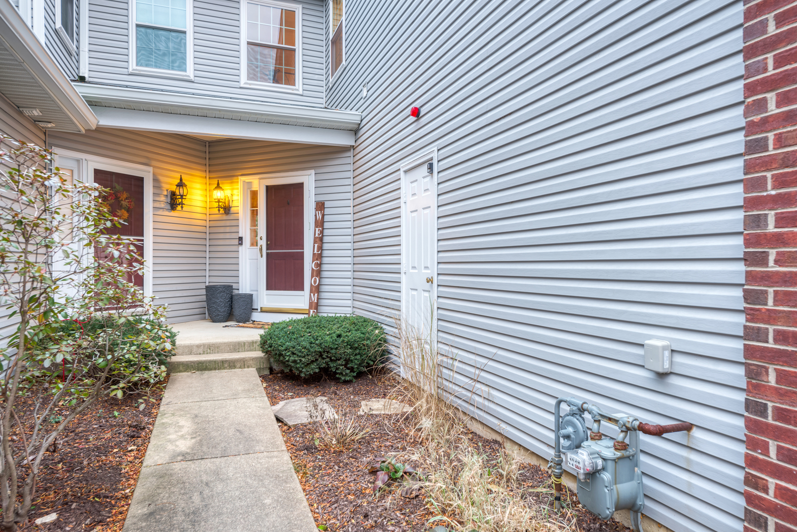 378 Ridge Road North Aurora, IL 60542 - Photo 3 of 38 Gallery Image 3