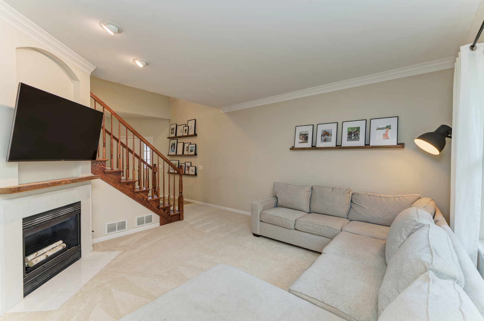 378 Ridge Road North Aurora, IL 60542 - Photo 9 of 38 Gallery Image 9