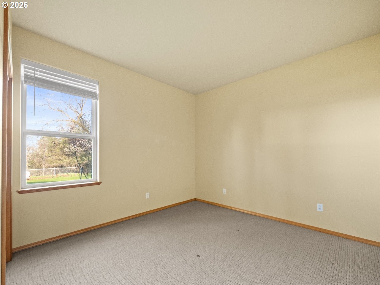 1101 B Avenue La Grande, OR 97850 - Photo 14 of 35 an empty room with a window