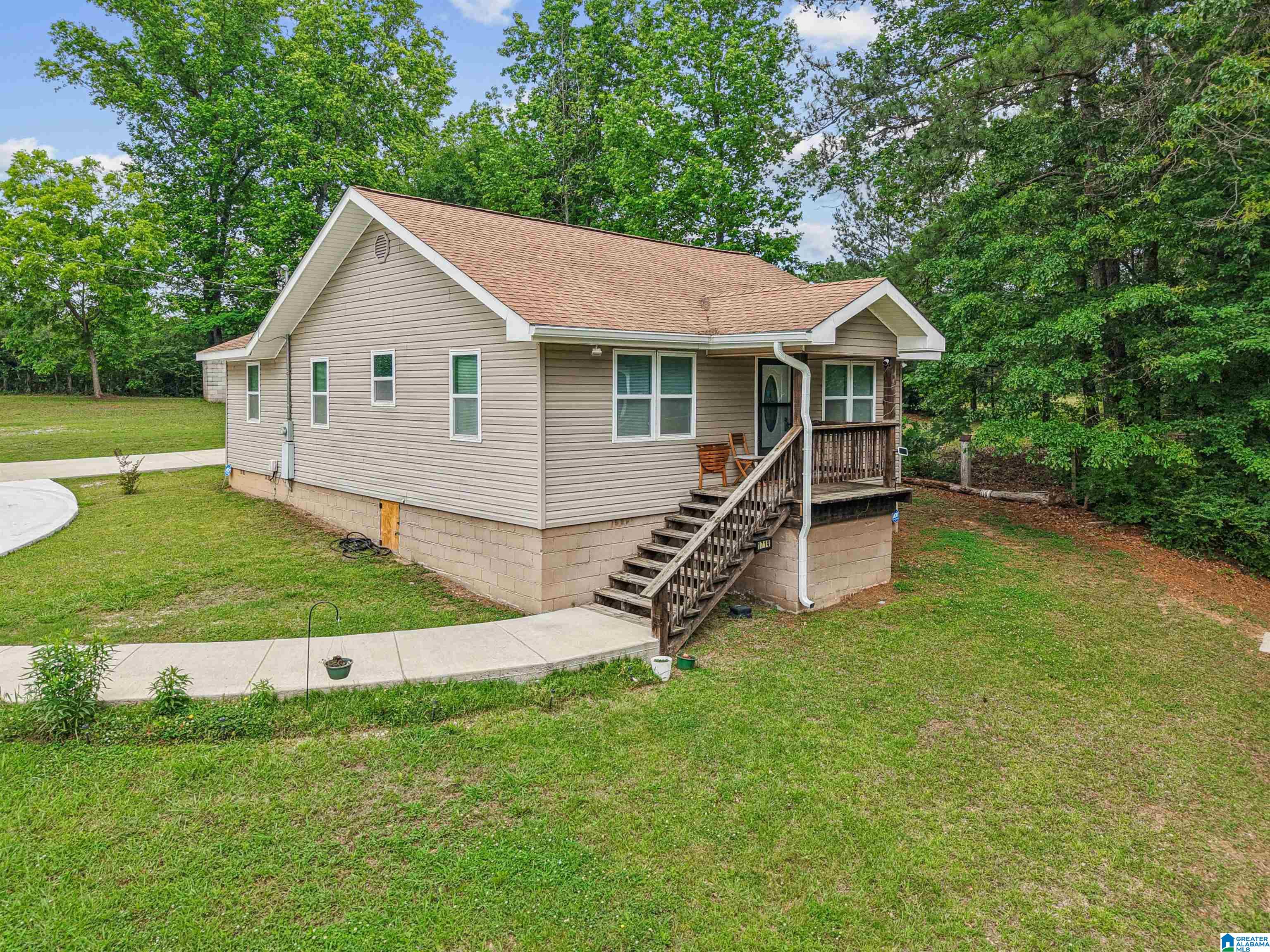1714 Odens Mill Road Sylacauga, AL 35150 - Photo 2 of 25