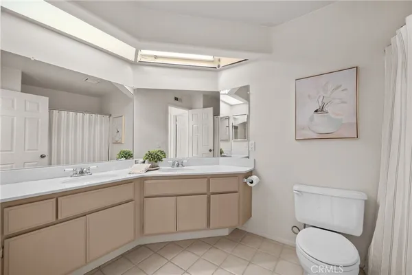 a view of an outdoor space