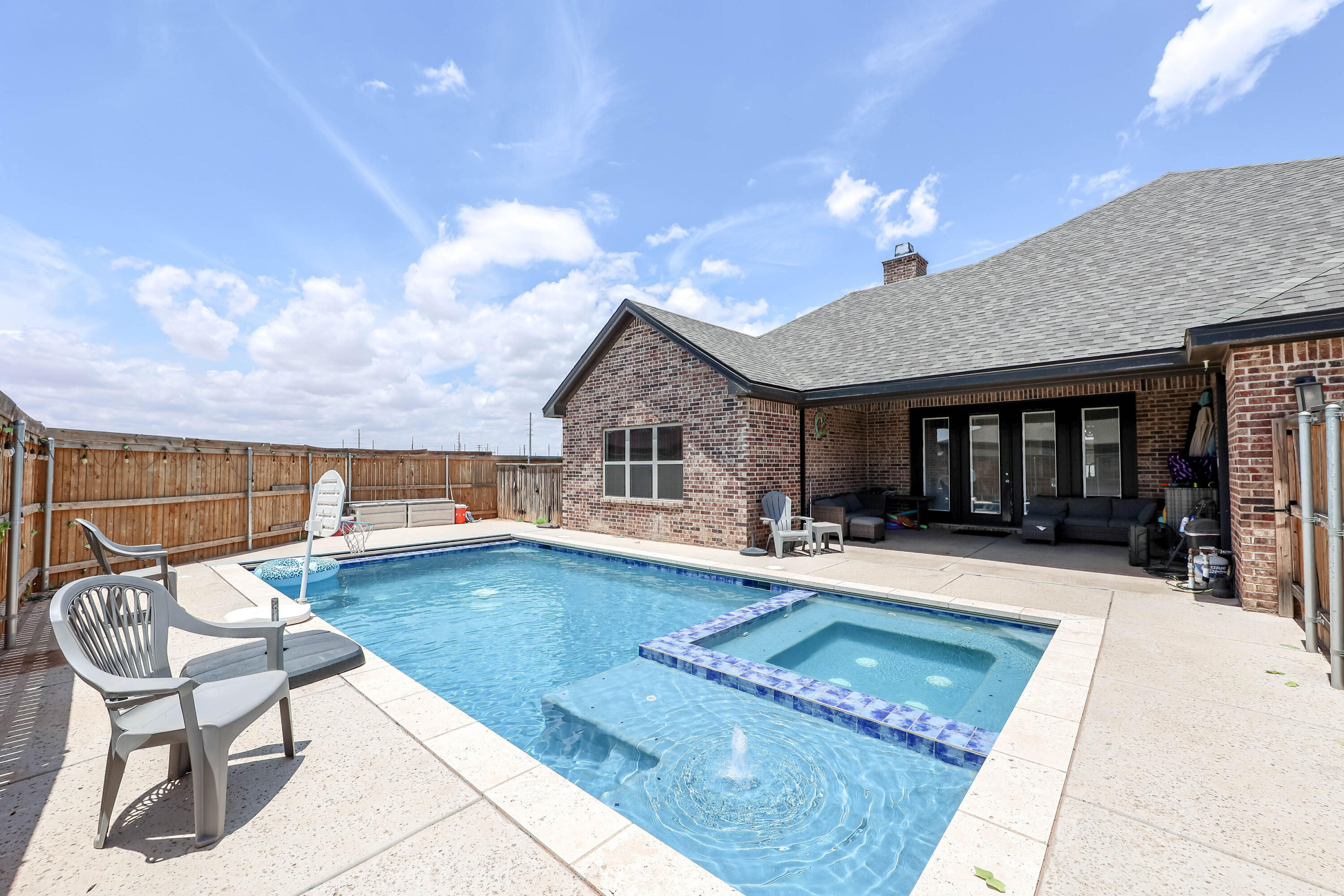 7041 99th Street Lubbock, TX 79424 - Photo 31 of 33 Pool