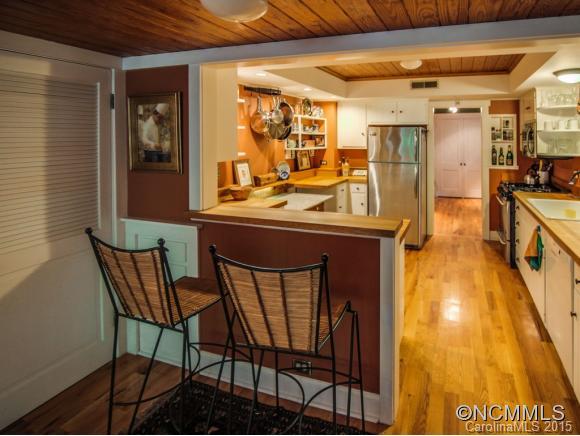 90 Berry Street Tryon, NC 28782 - Photo 8 of 21 Gallery Image 8