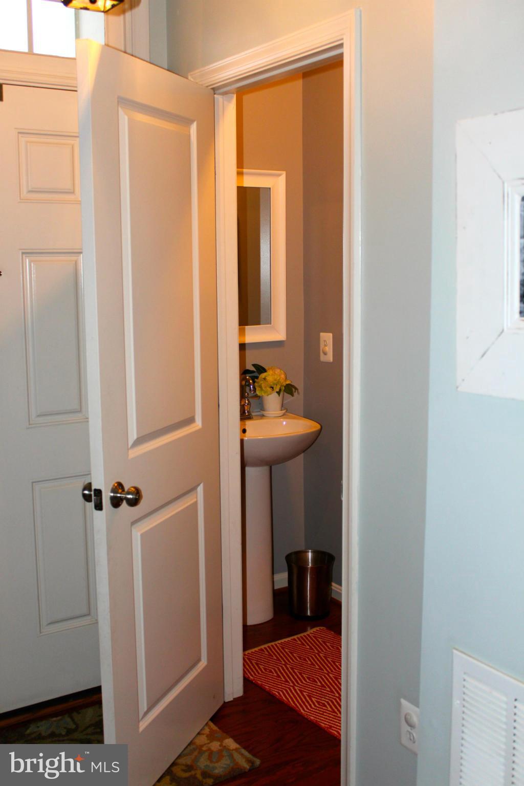 9088 Ribbon Falls Loop Bristow, VA 20136 - Photo 5 of 15 Bath
