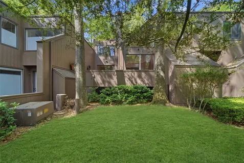 $315,000 | 160 Litchfield Lane, Houston, TX 77024