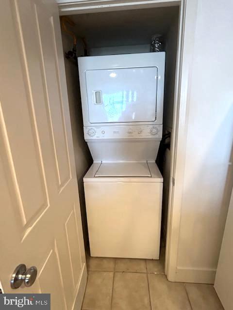414 Water Street, Unit 2011 Baltimore, MD 21202 - Photo 11 of 25 Washer/dryer