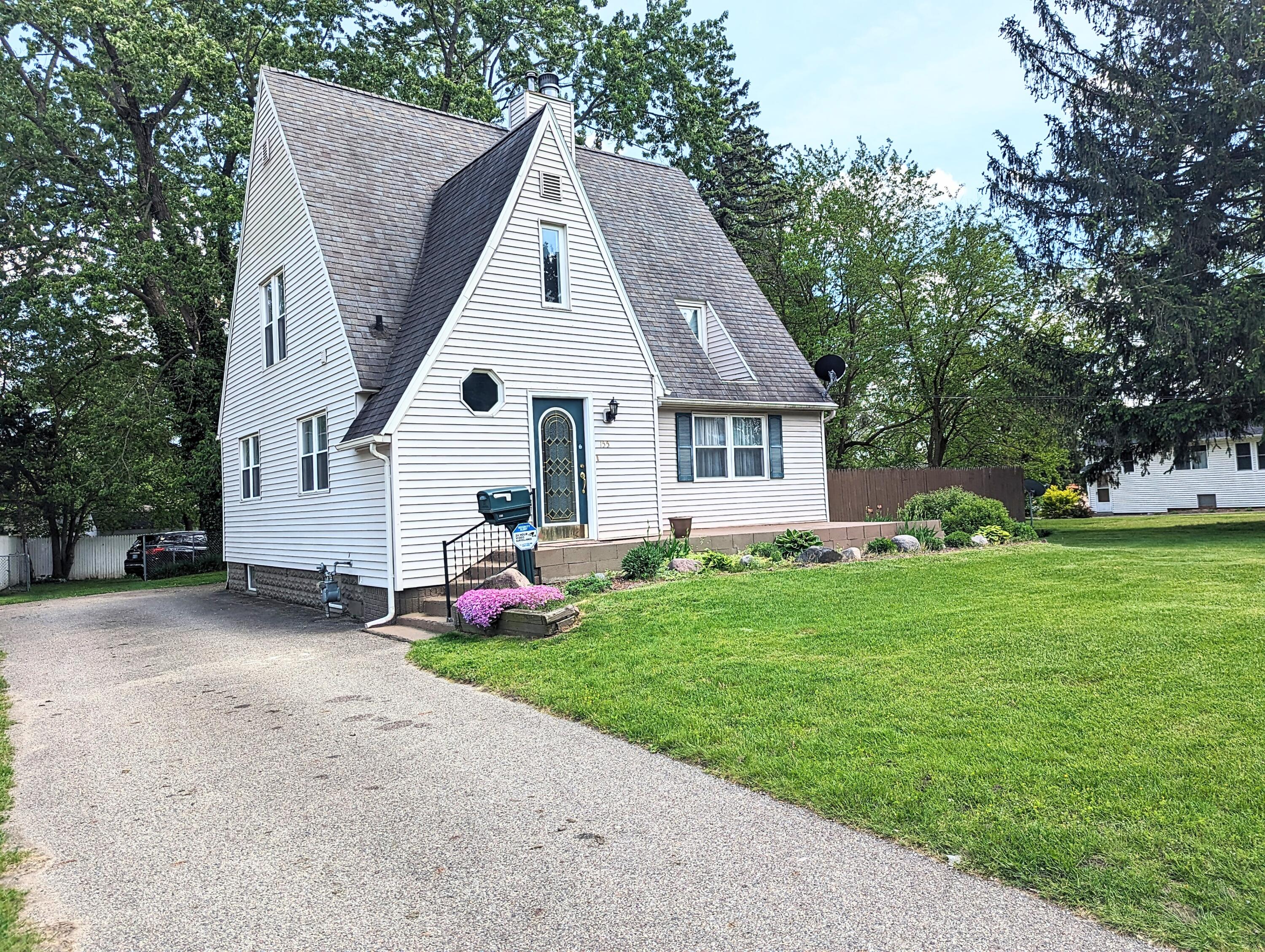155 Jericho Road Battle Creek, MI 49014 - Photo 1 of 46 PXL_20240513_184955130~2