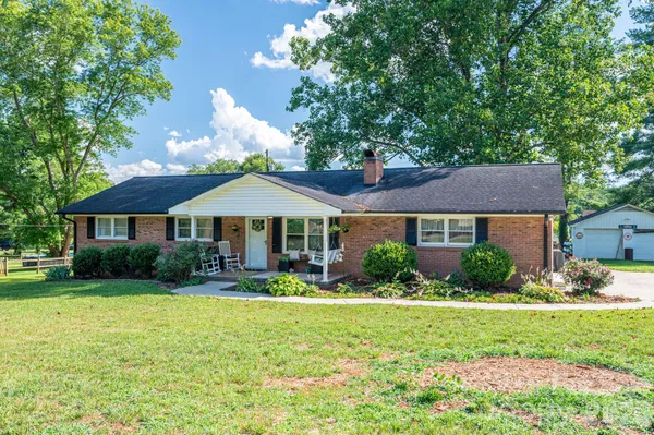 $399,990 | 1529 Home Trail, Lincolnton, NC 28092
