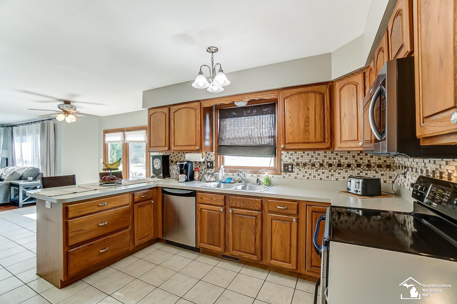 8680 Exeter Road Carleton, MI 48117 - Photo 27 of 54