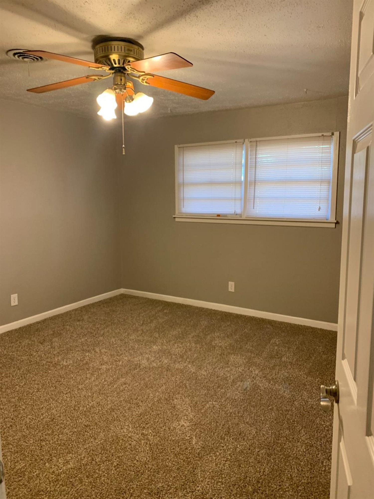 2812 56th Street Lubbock, TX 79413 - Photo 6 of 14 a view of an empty room