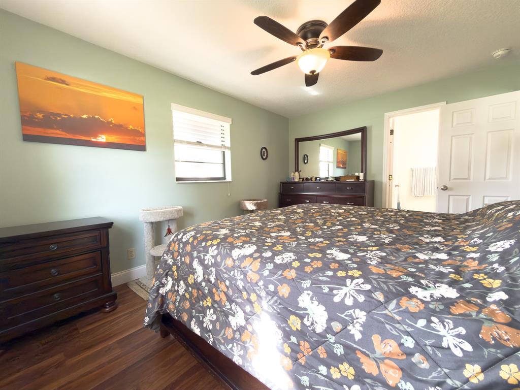 4941 Southwest 10th Street Margate, FL 33068 - Photo 22 of 56 Primary bedroom