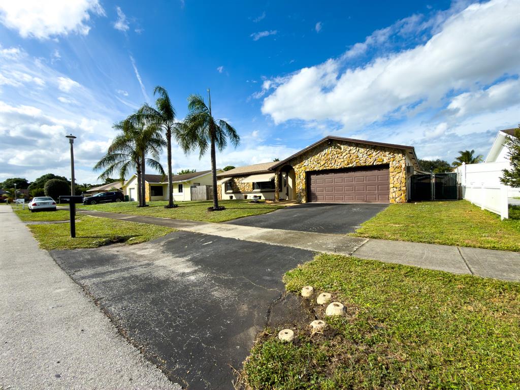 4941 Southwest 10th Street Margate, FL 33068 - Photo 47 of 56